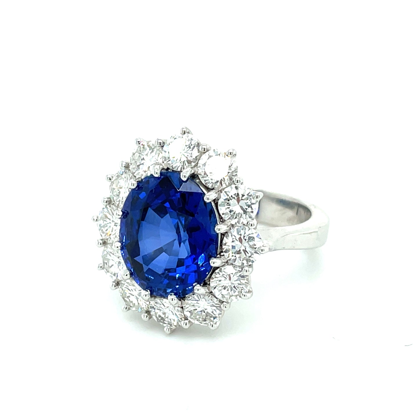 Weißgold Ring mit Brillanten und Saphir