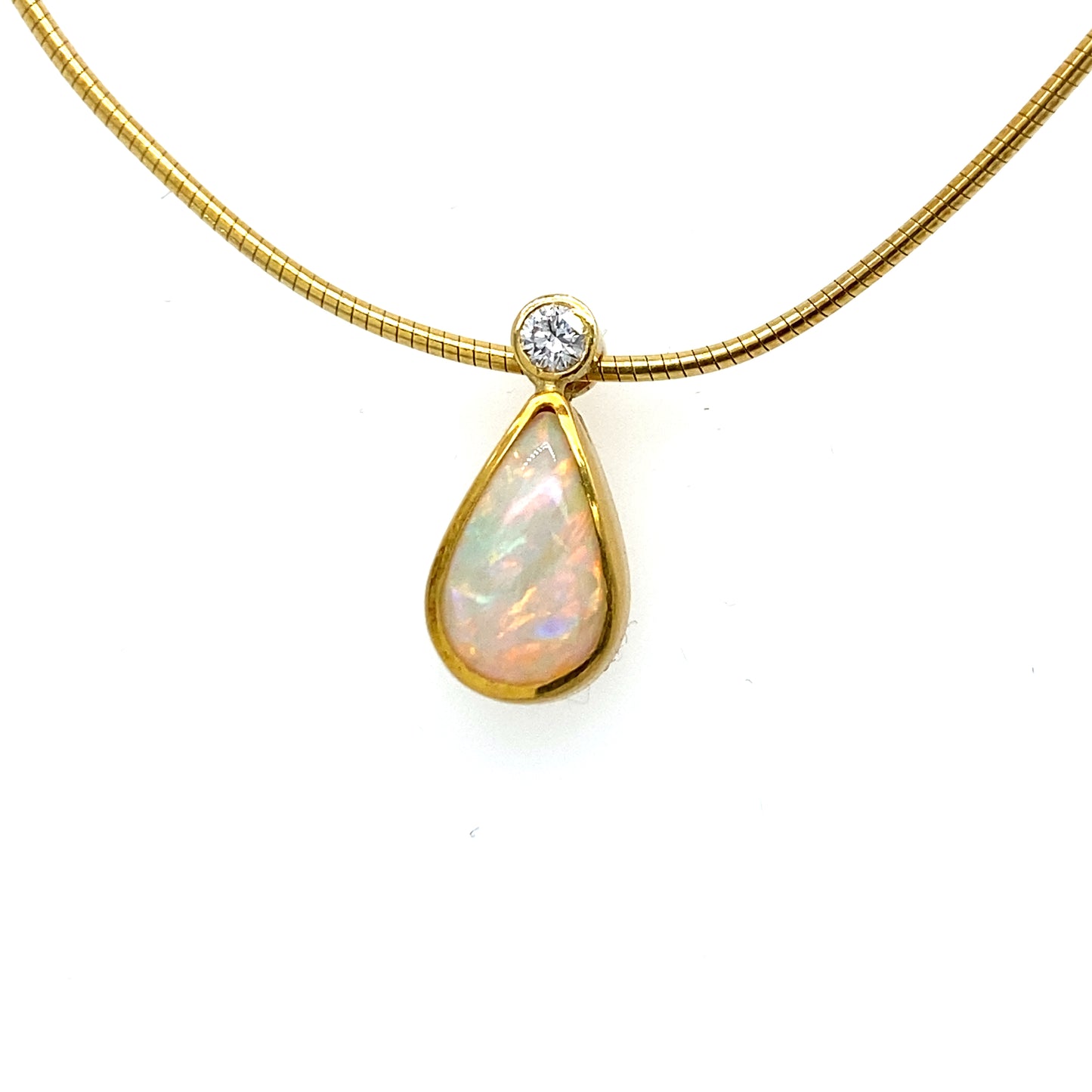 Gelbgold Kette mit Brillant und Opal